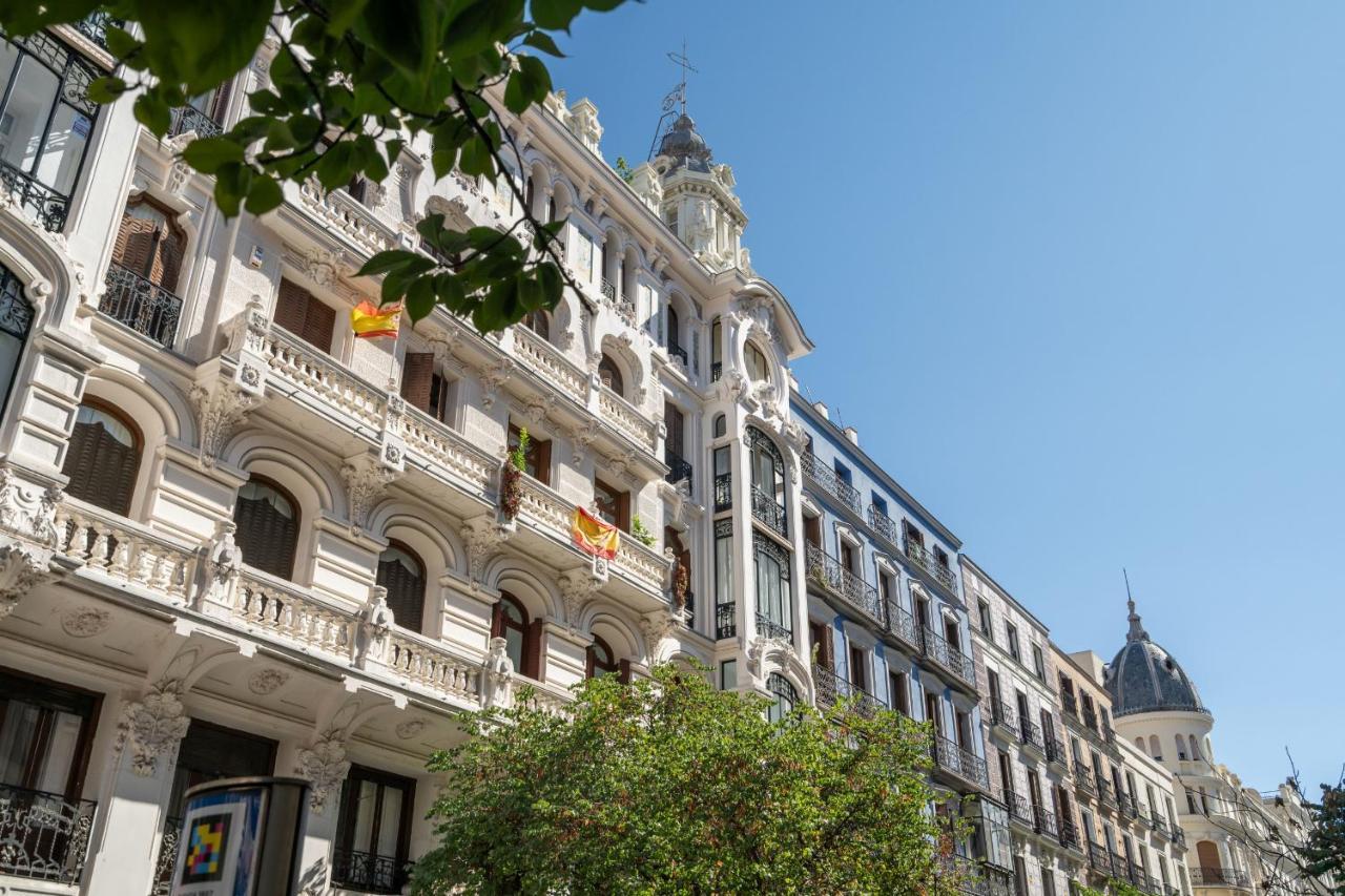 Apartamento En La Puerta Del Sol Apartment Madrid Bagian luar foto