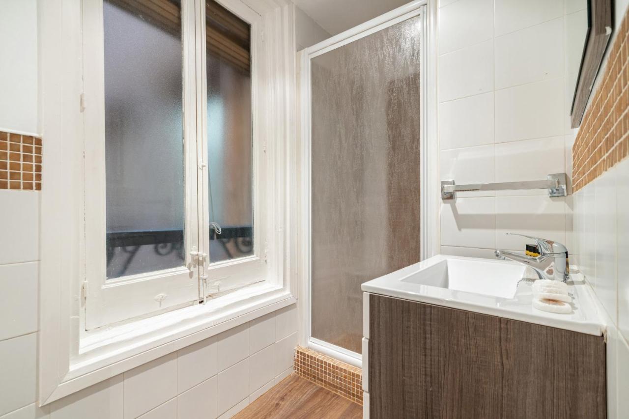 Apartamento En La Puerta Del Sol Apartment Madrid Bagian luar foto