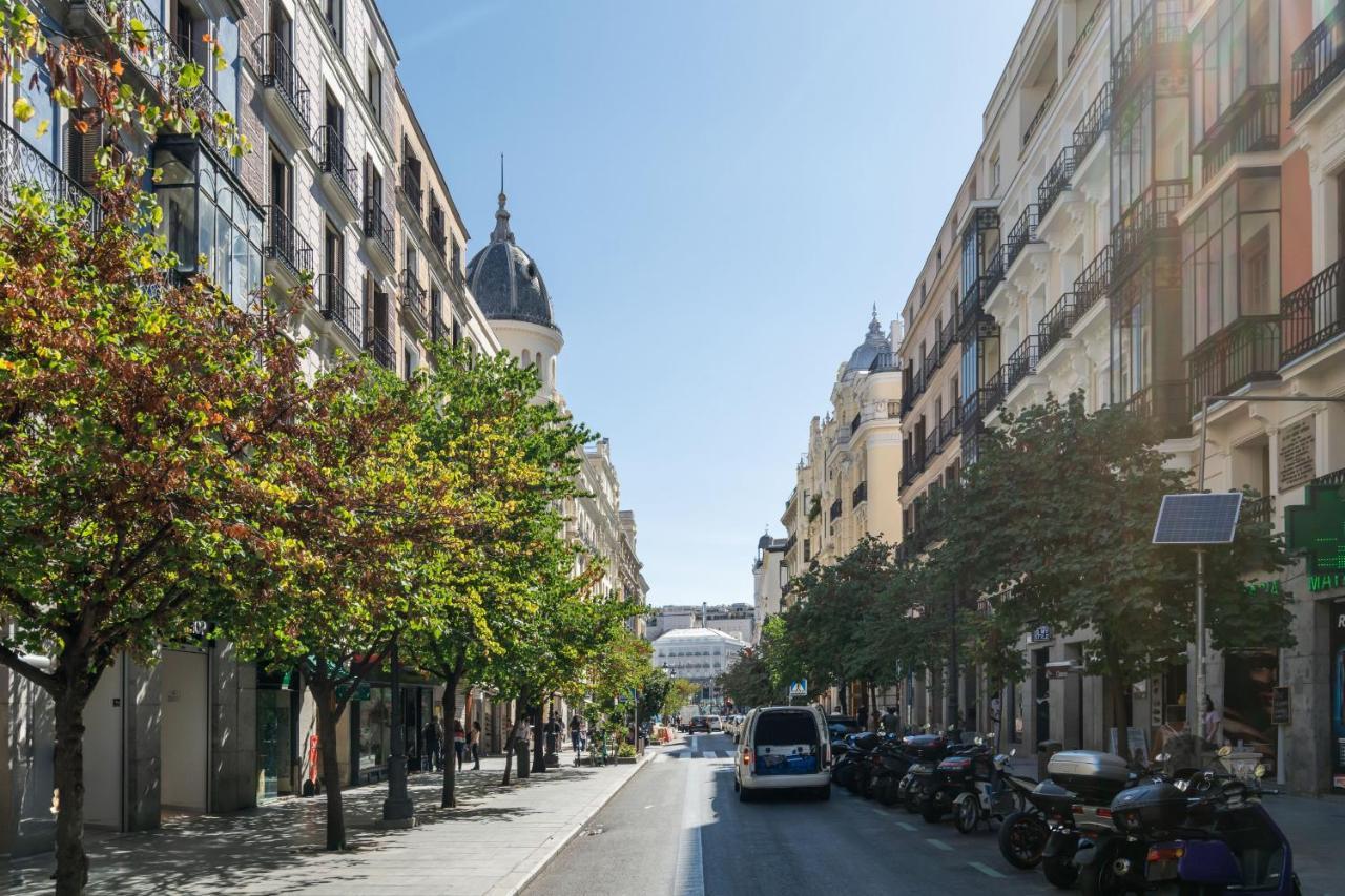 Apartamento En La Puerta Del Sol Apartment Madrid Bagian luar foto